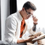 Book Page Holder -Handmade Novel Walnut Thumb Wood Book Holder - Useful Gifts for Reading (2Pcs) - Image 4